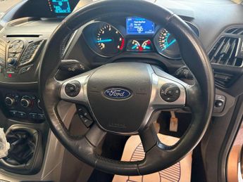 Ford Kuga 2.0 TDCi Zetec AWD Euro 5 5dr