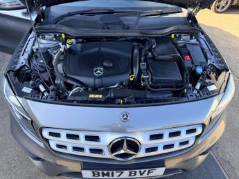 Mercedes-Benz GLA 2.1 GLA220d AMG Line (Executive) 7G-DCT 4MATIC Euro 6 (s/s) 5dr