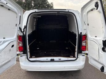 Vauxhall Combo 1.6 Turbo D 2300 Sportive L1 H1 Euro 6 (s/s) 4dr