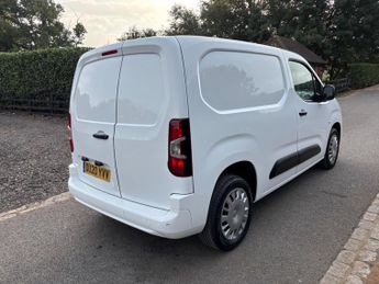 Vauxhall Combo 1.6 Turbo D 2300 Sportive L1 H1 Euro 6 (s/s) 4dr