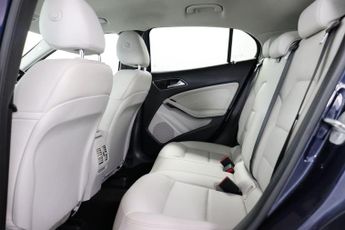 Mercedes-Benz GLA 1.6 GLA200 Sport (Premium) 7G-DCT Euro 6 (s/s) 5dr