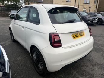 Fiat 500e 42kWh Icon Auto 3dr