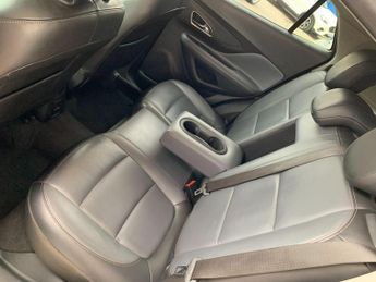 Vauxhall Mokka 1.6 SE 2WD Euro 5 (s/s) 5dr