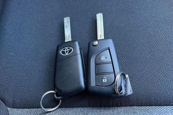 Toyota Aygo X 1.0 VVT-i Pure x-shift Euro 6 (s/s) 5dr