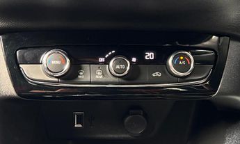 Vauxhall Corsa Electric 50kWh SRi Nav Premium Auto 5dr (7.4Kw Charger)
