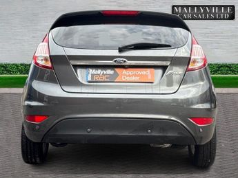Ford Fiesta 1.5 TDCi ECOnetic Titanium Euro 6 (s/s) 5dr