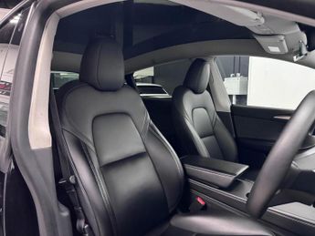 Tesla Model Y (Dual Motor) Long Range SUV 5dr Electric Auto 4WDE (384 bhp)
