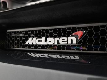 McLaren 720S 4.0T V8 Coupe 2dr Petrol SSG Euro 6 (s/s) (720 ps)