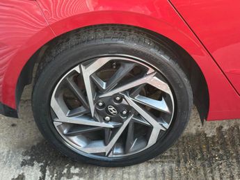 Hyundai i20 1.0 T-GDi MHEV Premium DCT Euro 6 (s/s) 5dr