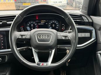 Audi Q3 1.5 TFSI CoD 35 S line S Tronic Euro 6 (s/s) 5dr
