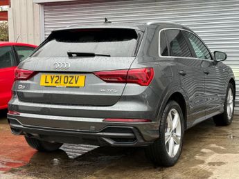 Audi Q3 1.5 TFSI CoD 35 S line S Tronic Euro 6 (s/s) 5dr