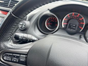Honda Jazz 1.4 i-VTEC ES Plus Euro 5 5dr