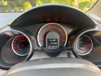 Honda Jazz 1.4 i-VTEC ES Plus Euro 5 5dr
