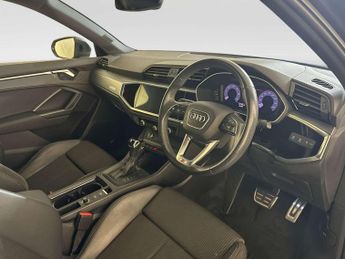 Audi Q3 2.0 TDI 35 S line SUV 5dr Diesel S Tronic Euro 6 (s/s) (150 ps)