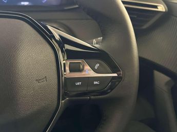Peugeot 2008 1.2 PureTech Allure SUV 5dr Petrol Manual Euro 6 (s/s) (130 ps)