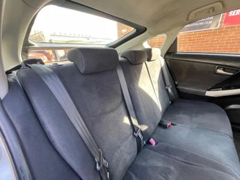 Toyota Prius 1.5 CVT 4dr