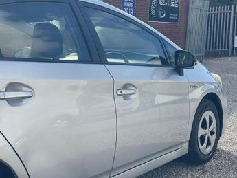 Toyota Prius 1.5 CVT 4dr