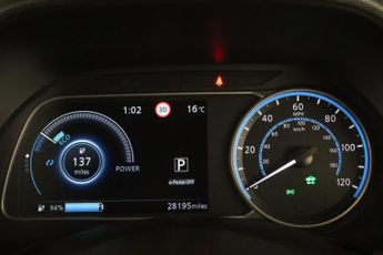 Nissan Leaf 39kWh Tekna Auto 5dr