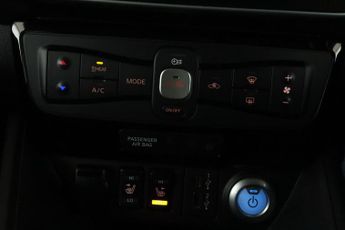 Nissan Leaf 39kWh Tekna Auto 5dr