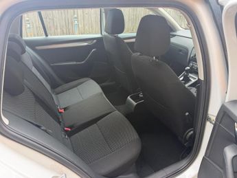Skoda Octavia 2.0 TDI Tour de France 4WD Euro 5 (s/s) 5dr