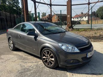 Vauxhall Astra 1.8i Design Twin Top 2dr