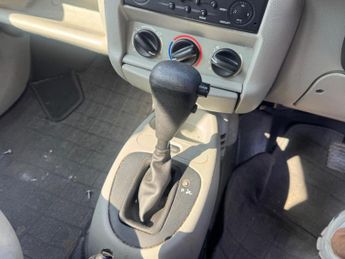 Renault Kangoo 1.6 16v Expression 5dr