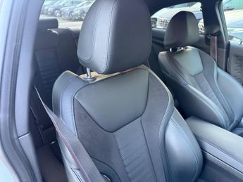 BMW 2 Series 2.0 220i M Sport Auto Euro 6 (s/s) 2dr