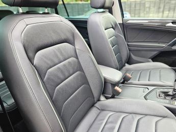 Volkswagen Tiguan 1.4 TSI 13kWh Elegance DSG Euro 6 (s/s) 5dr