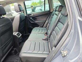 Volkswagen Tiguan 1.4 TSI 13kWh Elegance DSG Euro 6 (s/s) 5dr
