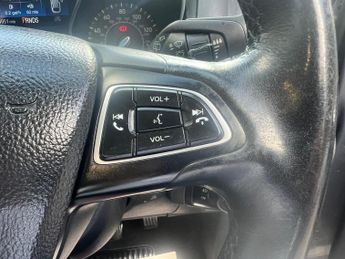 Ford Focus 2.0 TDCi Titanium Powershift Euro 6 (s/s) 5dr