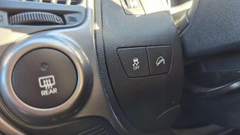 Hyundai ix35 2.0 CRDi SE Auto 4WD Euro 5 5dr