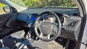 Hyundai ix35 2.0 CRDi SE Auto 4WD Euro 5 5dr