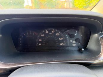 Honda FR-V 1.8 i-VTEC EX 5dr