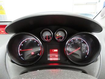 Vauxhall Meriva 1.4i Exclusiv Euro 6 5dr