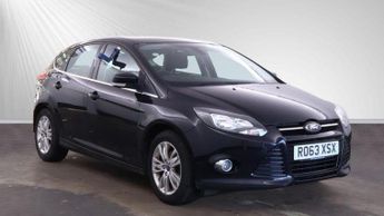 Ford Focus 1.0T EcoBoost Titanium Navigator Euro 5 (s/s) 5dr