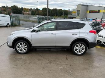 Toyota RAV4 2.2 D-CAT Invincible Auto 4WD Euro 5 5dr