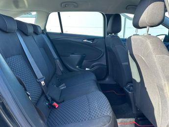 Vauxhall Astra 1.6 CDTi ecoFLEX Design Sports Tourer Euro 6 (s/s) 5dr