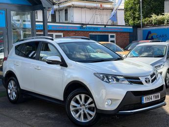 Toyota RAV4 2.0 D-4D Invincible SUV 5dr Diesel Manual 4WD Euro 5 (s/s) (124 