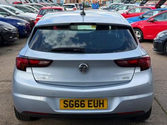 Vauxhall Astra 1.6 CDTi BlueInjection SRi Hatchback 5dr Diesel Manual Euro 6 (s