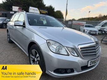 Mercedes E Class 1.8 E250 CGI BlueEfficiency SE Tiptronic Euro 5 5dr
