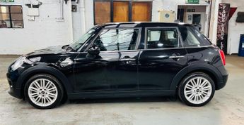 MINI Hatch 1.5 Cooper D Euro 6 (s/s) 5dr