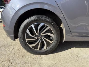 Volkswagen Polo 1.0 TSI Life DSG Euro 6 (s/s) 5dr