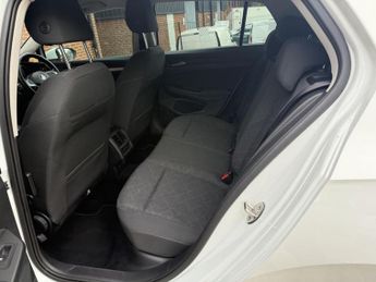 Volkswagen Golf 1.5 eTSI MHEV Life DSG Euro 6 (s/s) 5dr