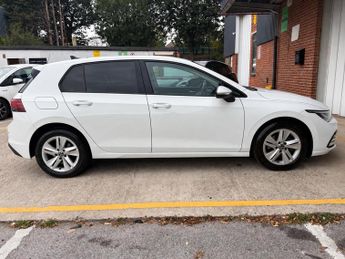 Volkswagen Golf 1.5 eTSI MHEV Life DSG Euro 6 (s/s) 5dr