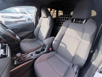 Toyota Corolla 1.8 VVT-h CVT Euro 6 (s/s) 5dr