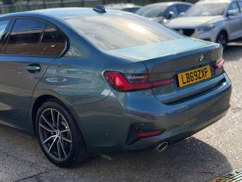 BMW 3 Series 2.0 330e 12kWh Sport Pro Auto Euro 6 (s/s) 4dr