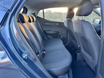 Hyundai i10 1.0 Advance Auto Euro 6 (s/s) 5dr
