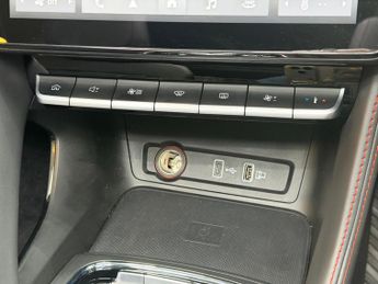 MG MG ZS 72.6kWh Trophy Long Range Auto 5dr