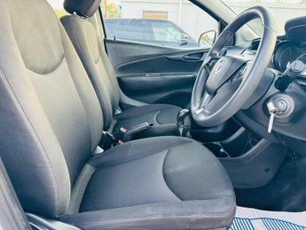 Vauxhall Viva 1.0i SE Euro 6 5dr