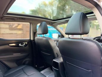 Nissan Qashqai 1.6 dCi Tekna XTRON 2WD Euro 6 (s/s) 5dr